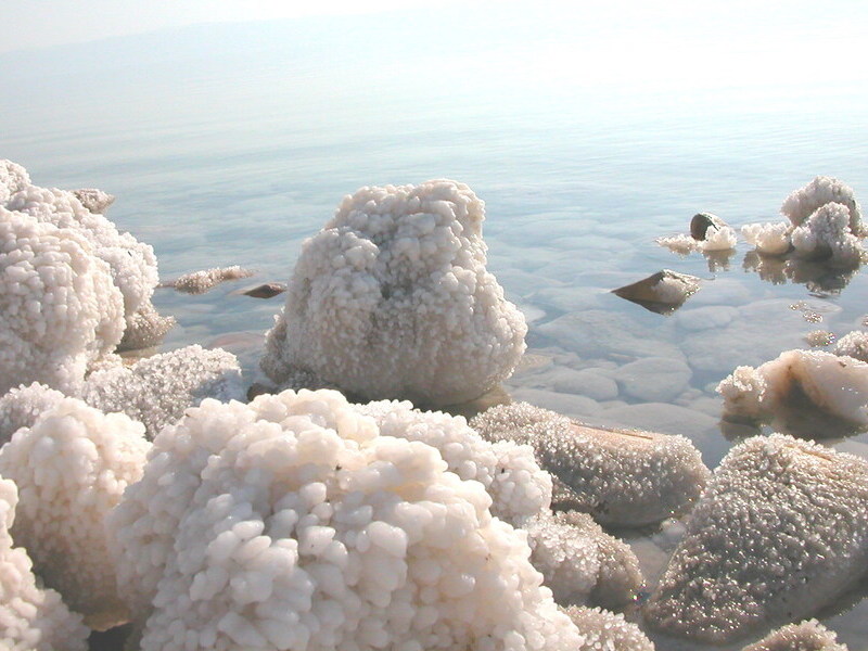 Соль Мертвого моря: польза и использование в домашних условиях